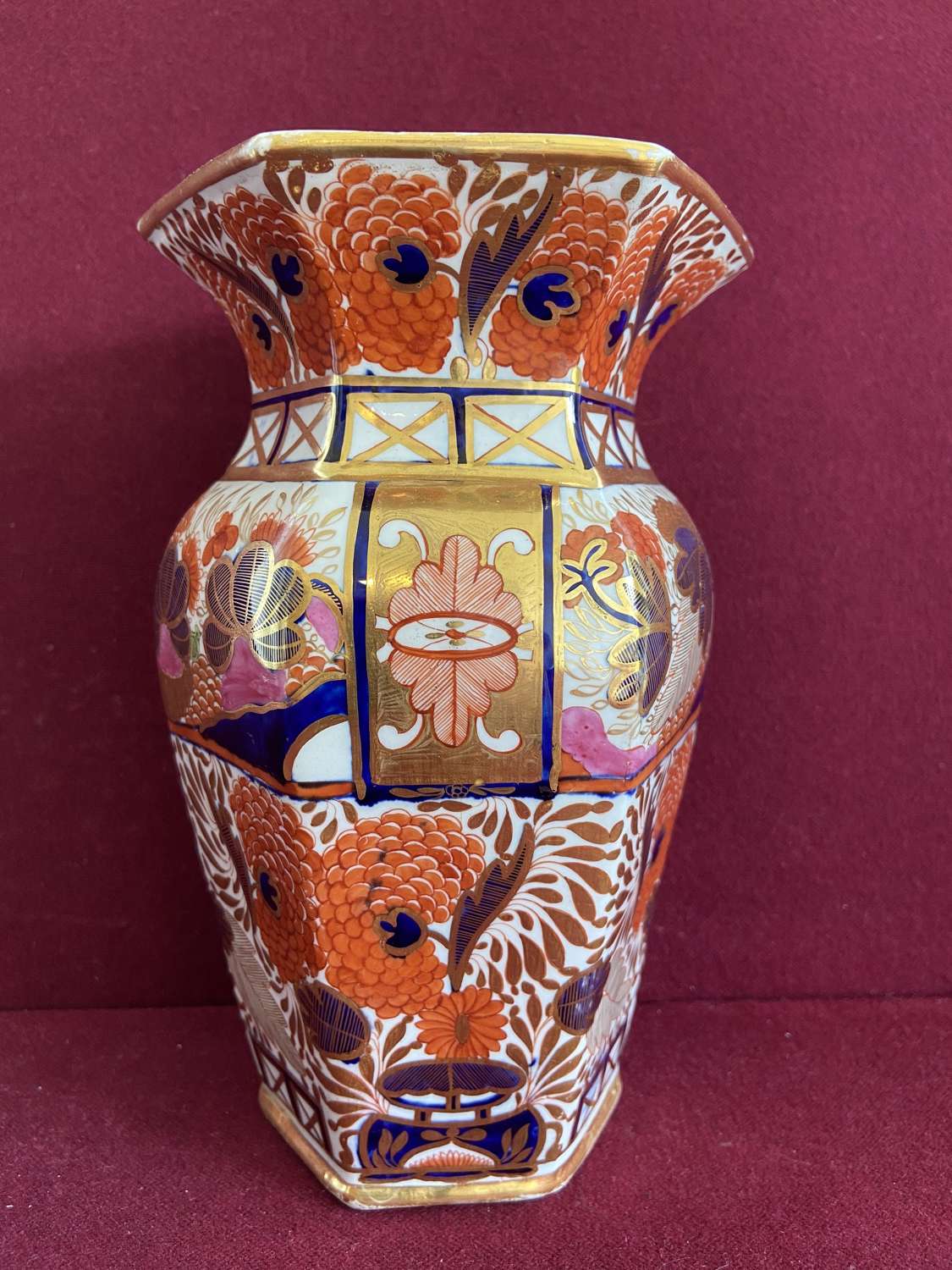 A Chamberlain Worcester Hexagonal Vase Pattern 240 c.1802-1810