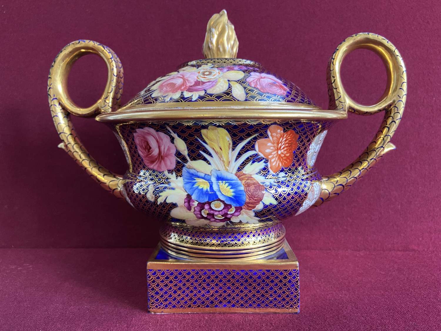 Spode Krater Vase c.1820 decorated in pattern 1166
