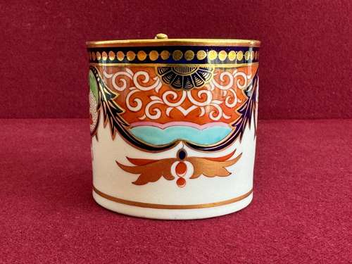 A Flight, Barr and Barr Worcester Porcelain Imari Pattern Coffee Can