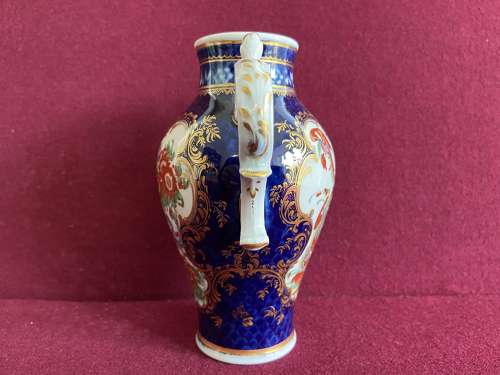 A First Period Worcester Porcelain Rich Kakiemon Pattern Vase c.1770