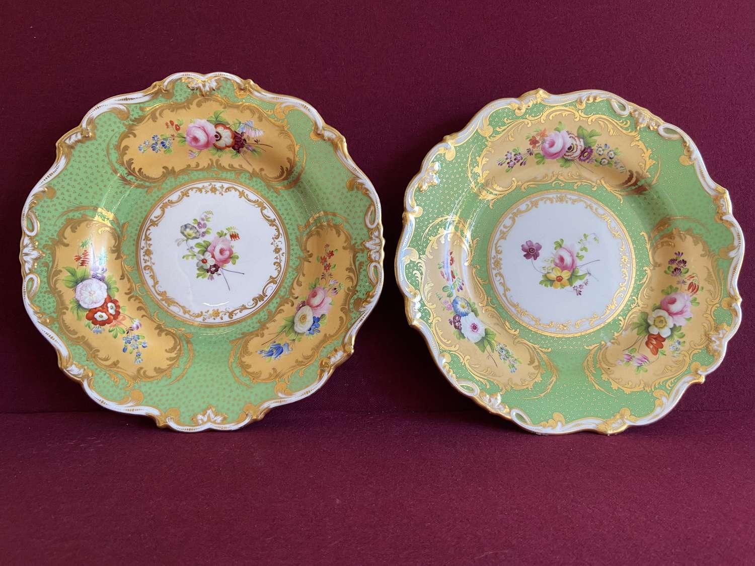 A fine pair of Minton porcelain dessert plates c.1835