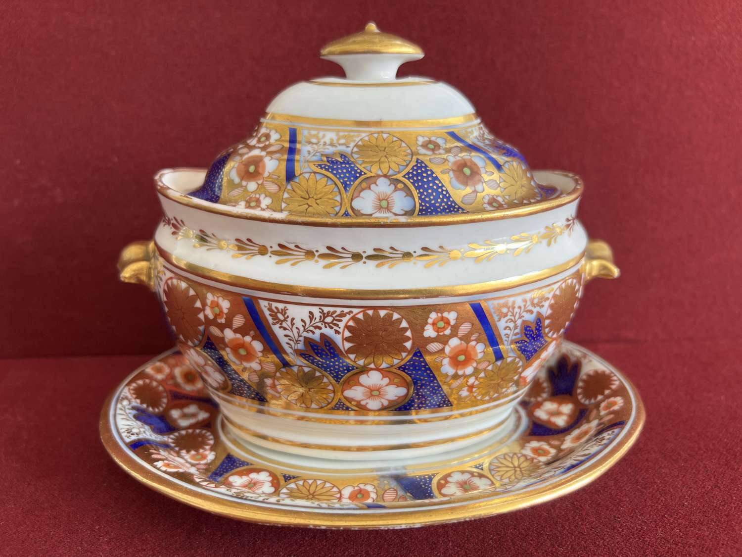 A rare Herculaneum Liverpool Porcelain Sugar Box & Teapot Stand c.1810