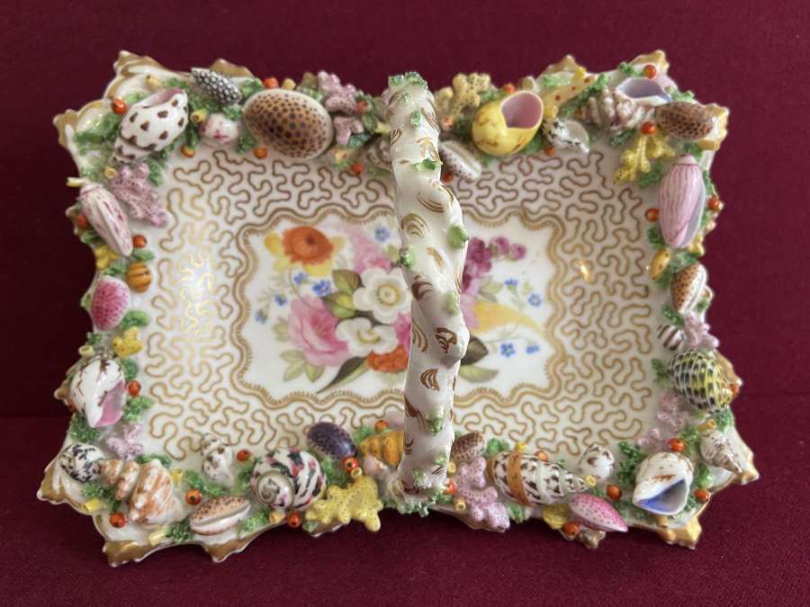 A Chamberlain Worcester Shell Encrusted Basket c.1840-1845