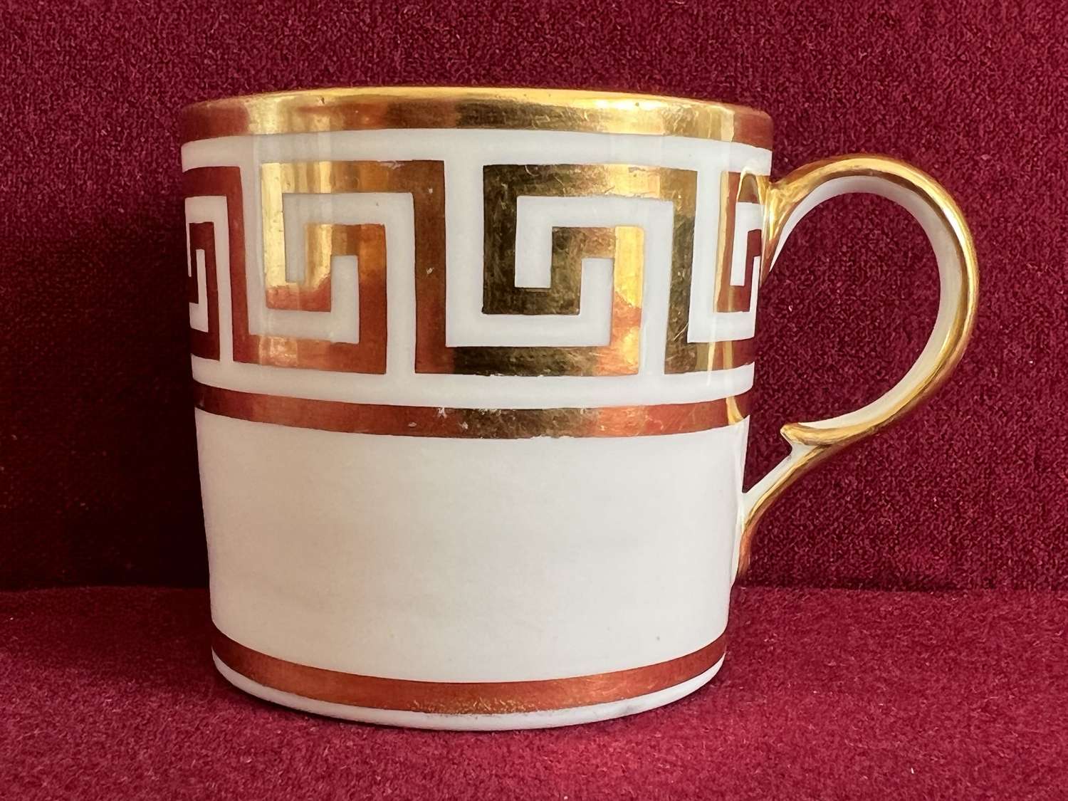 A Derby Porcelain Coffee Can c.1805 decorated with a Greek Key Pattern