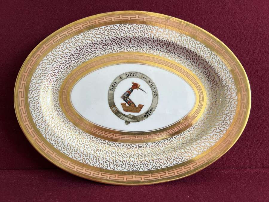 A Barr, Flight & Barr Worcester Porcelain Platter 1804-1813