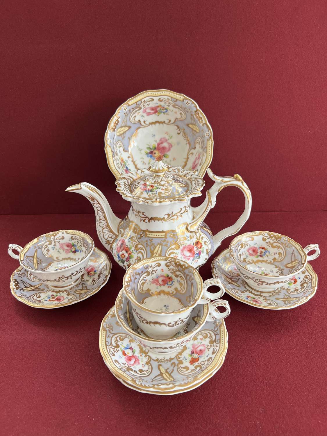 A Grainger's Worcester 'Gloster' Shape Part Tea Set c.1835-1840