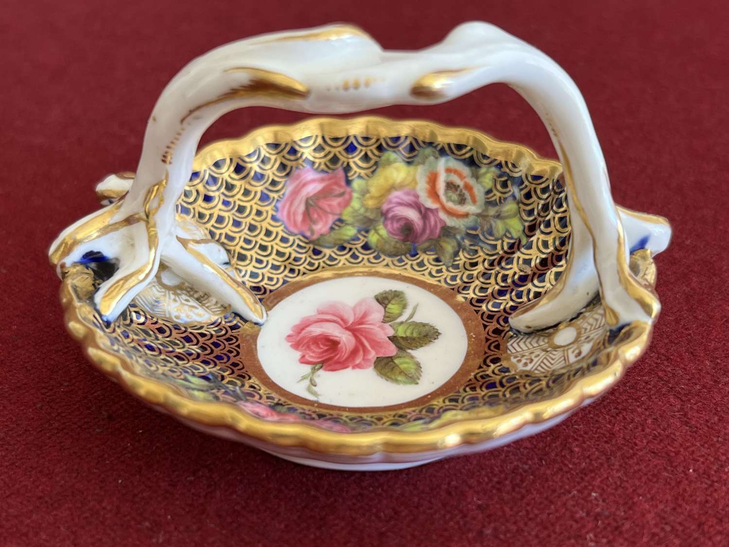 A Spode porcelain miniature basket decorated in pattern 1166 c.1815