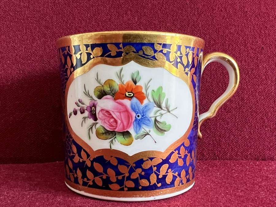 A Spode Porcelain Coffee Can c.1810 decorated in pattern 1709