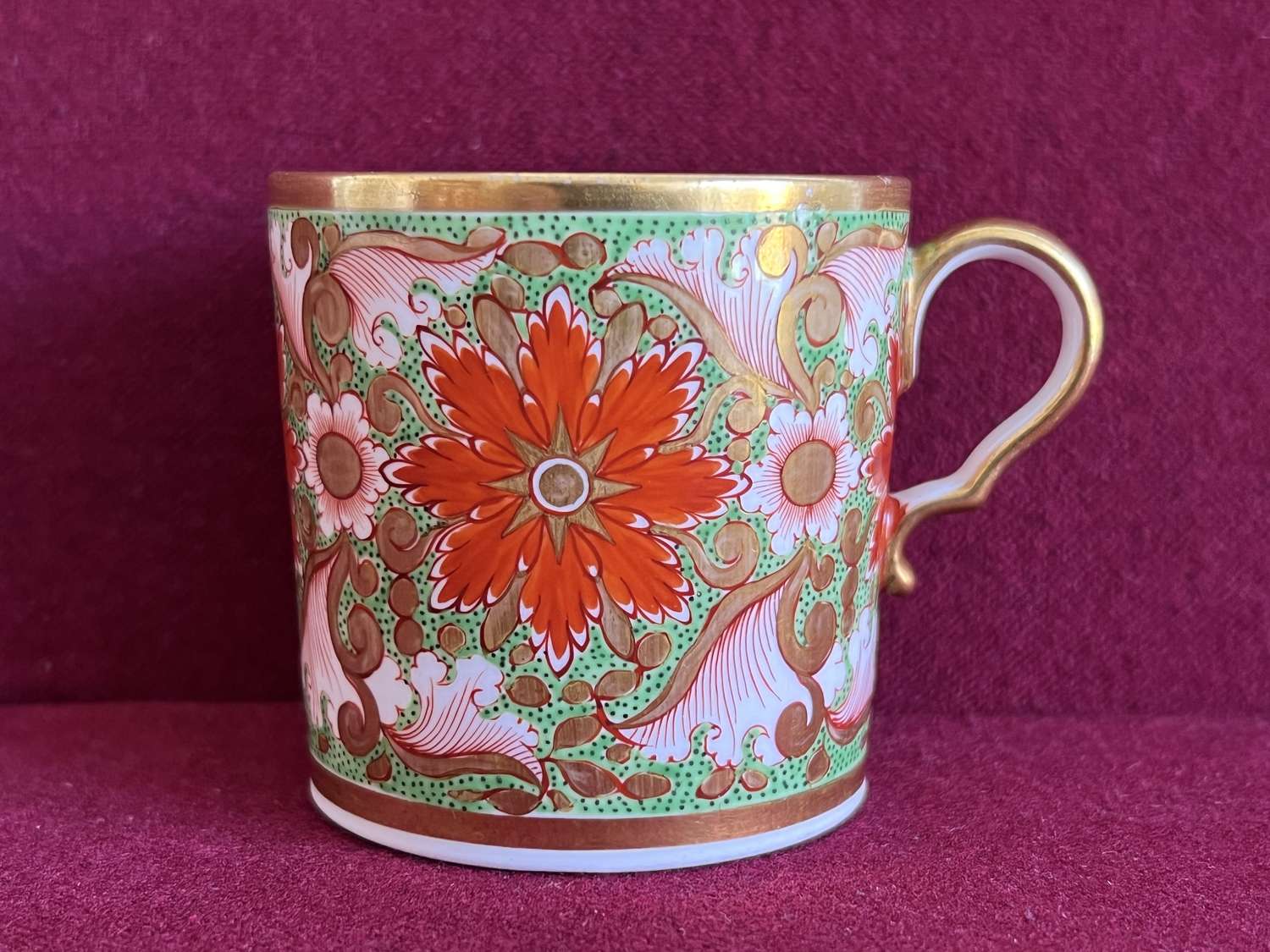 A Spode Porcelain Coffee Can in pattern 1382 c.1805-1810