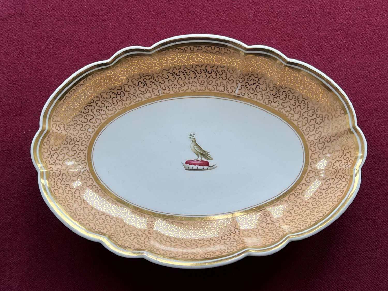 A Flight, Barr & Barr Worcester Porcelain Armorial Dessert Dish c.1820