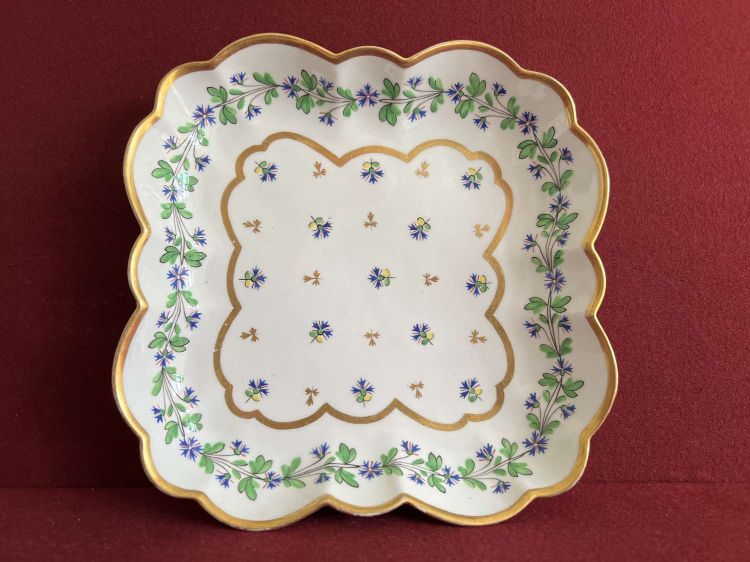 A Barr, Flight & Barr Worcester Porcelain Cushion Shape Dish c.1810