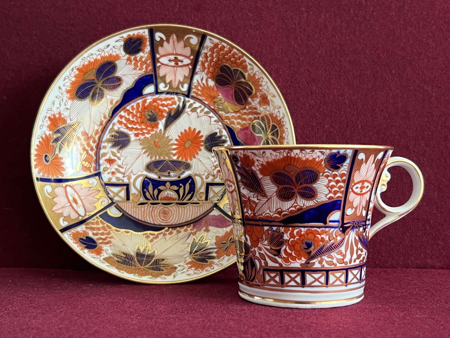 A Chamberlain Worcester Porcelain Cup & Saucer pattern 240 c.1802-1810