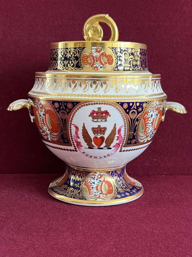 A Chamberlain Worcester Sauce Tureen Marquess of Queensberry c.1815