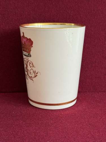 A Flight & Barr Worcester Porcelain Beaker with an Earl's Crest c.1800