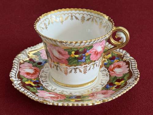 A Chamberlain Worcester Porcelain Trio pattern 924 c.1816