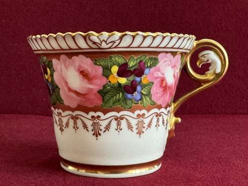 A Chamberlain Worcester Porcelain Trio pattern 924 c.1816