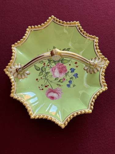 A Flight, Barr & Barr Worcester Porcelain Dessert Basket c.1820 - 30