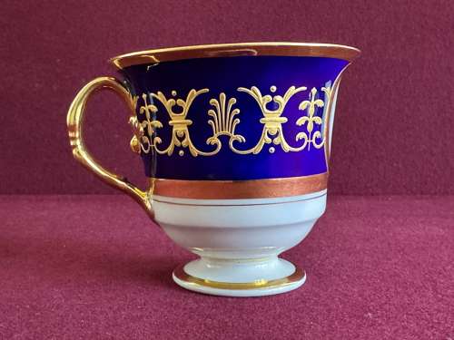 A Flight, Barr & Barr Worcester Porcelain Crested Coffee Cup & Saucer