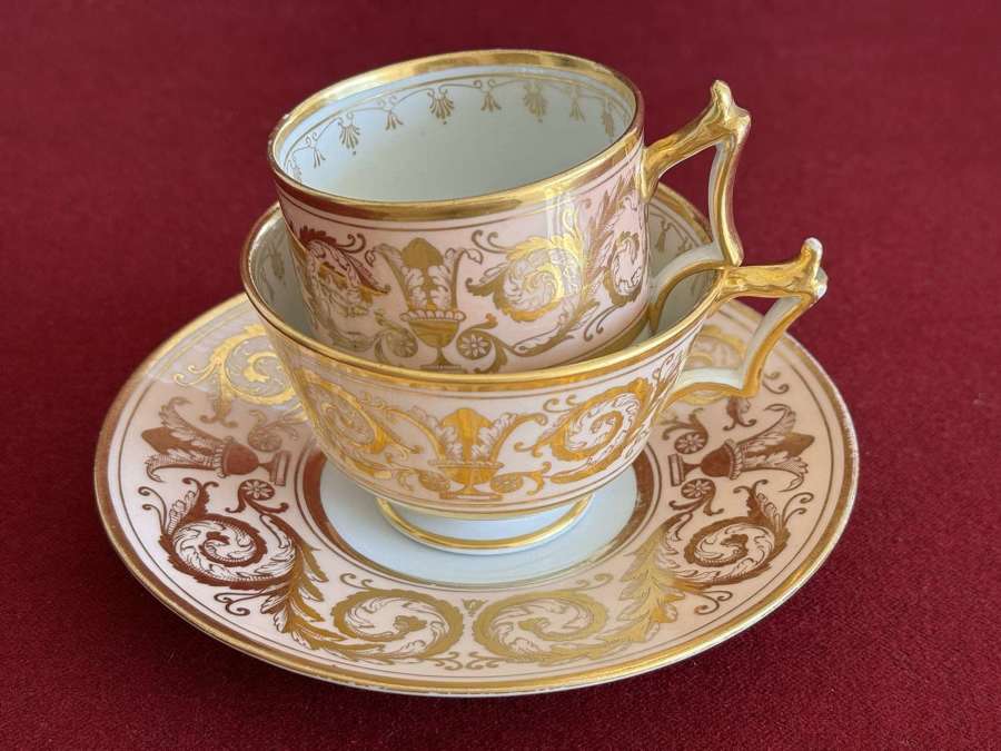 A Flight, Barr & Barr Worcester Porcelain Trio c.1815-1820