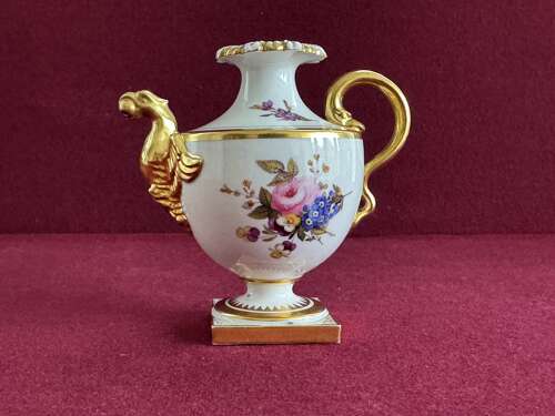 A Flight, Barr & Barr Worcester Porcelain Rose Water Sprinkler c.1815