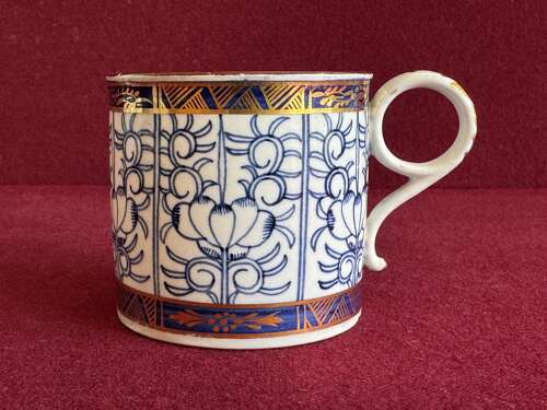 A Barr, Flight & Barr Worcester Coffee Can in Royal Lily Pattern
