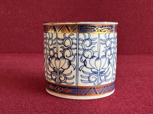 A Barr, Flight & Barr Worcester Coffee Can in Royal Lily Pattern