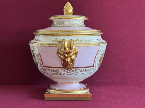 A magnificent pair of Flight, Barr & Barr Worcester Ice Pails c.1813