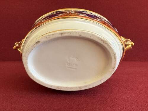 A Barr, Flight & Barr Worcester Porcelain Creamer c.1804 -1813