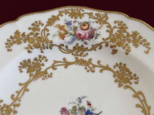 A rare Coalport Porcelain 'Windsor Castle' Plate c.1835 - 1845