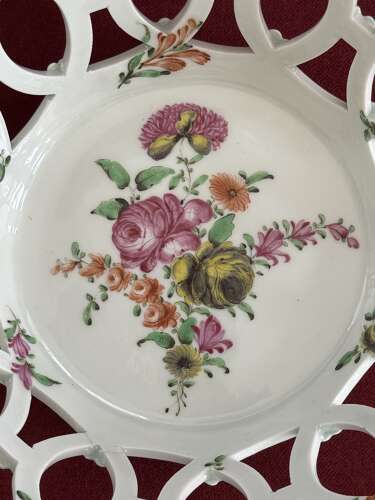 A Worcester Porcelain Basket c.1770