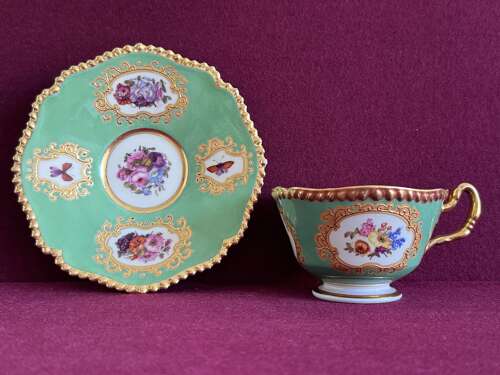 A Flight, Barr & Barr Worcester Porcelain Teacup & Saucer decorated by Samuel Astles