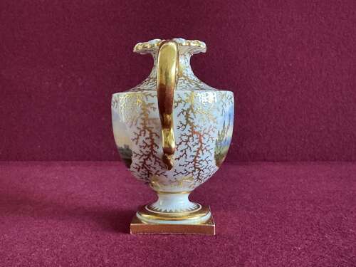 A fine and rare Flight, Barr & Barr, Worcester Porcelain Rose Water Sprinkler c.1815