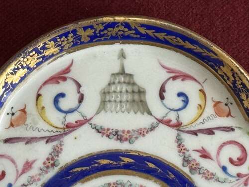 A rare Derby Porcelain Teapot Stand decorated with a Neoclassical Pattern c.1785 - 1790
