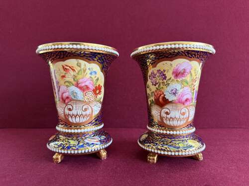 A pair of Spode Porcelain 'Beaded Beaker Matchpots on Claws' in pattern 2575 c.1815 - 1820