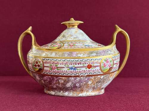 A rare Spode Porcelain Sucrier decorated in Pattern 1194 c.1807