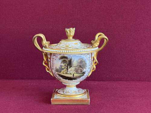 A Flight, Barr & Barr Worcester Porcelain Vase c.1815 - 1820