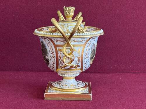 A Flight, Barr & Barr Worcester Porcelain Vase c.1815 - 1820