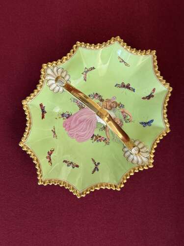A Flight Barr & Barr Worcester Porcelain Basket decorated by Thomas Baxter c.1815 - 1819