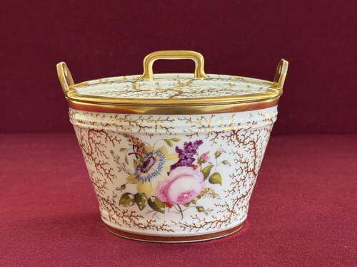 A rare Flight, Barr & Barr Worcester Porcelain Butter Tub c.1820