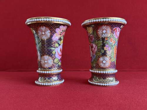 A pair of Spode Porcelain Spill Vases decorated in pattern 1166 c.1815-1820